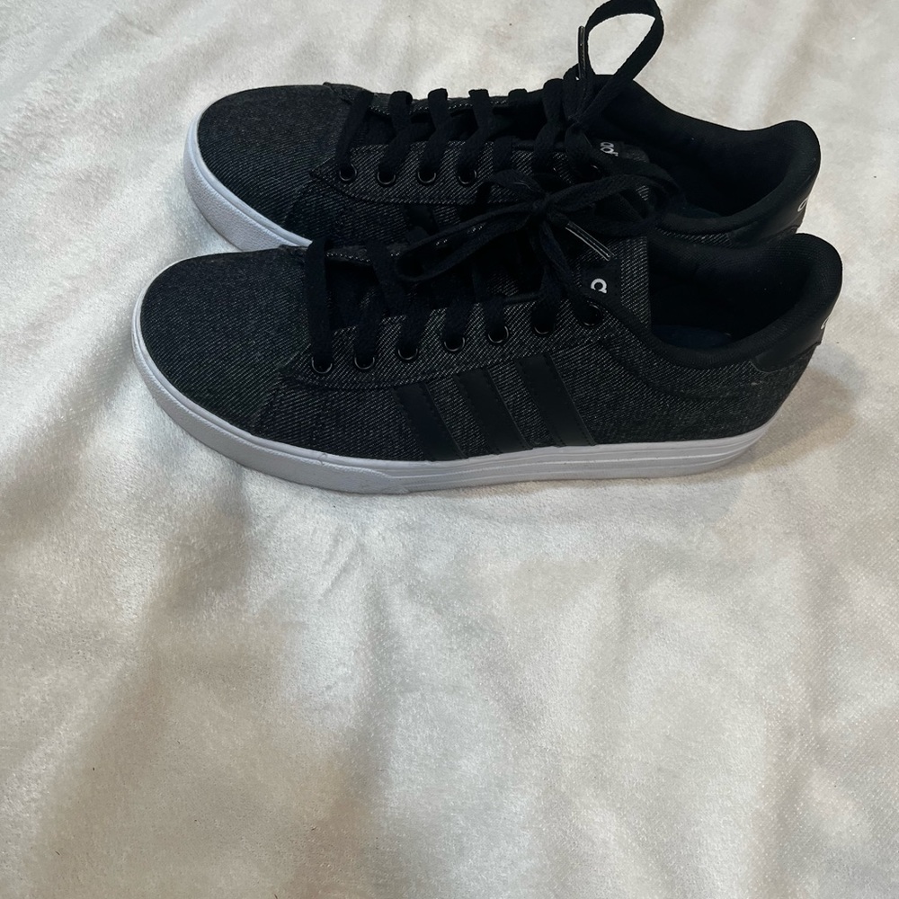 Adidas daily 2.0 Black, Mens 7 Skateboarding